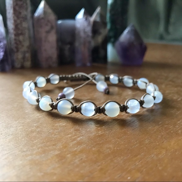 Handmade} Aura Quartz & Grey Agate Bracelet - Picture 1 of 4